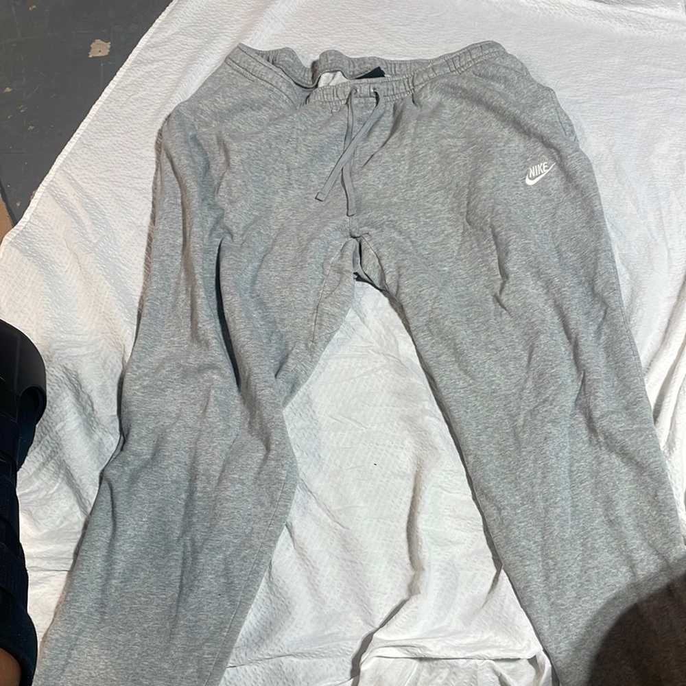 Size 4XL men Nike pants